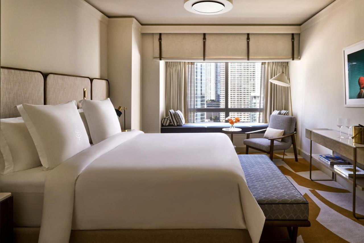 Four Seasons Hotel Miami Exterior foto